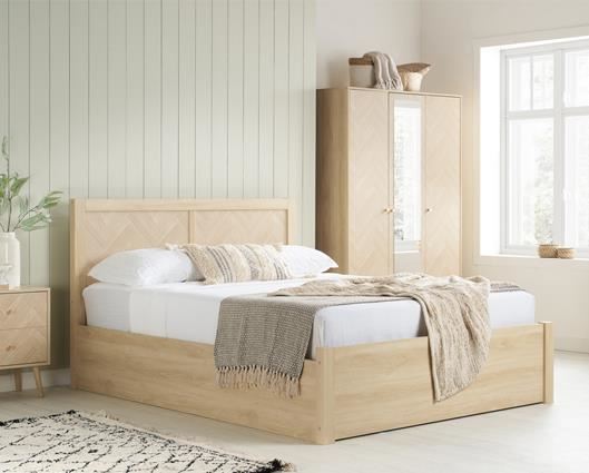 Herringford Ottoman Bed - Oak