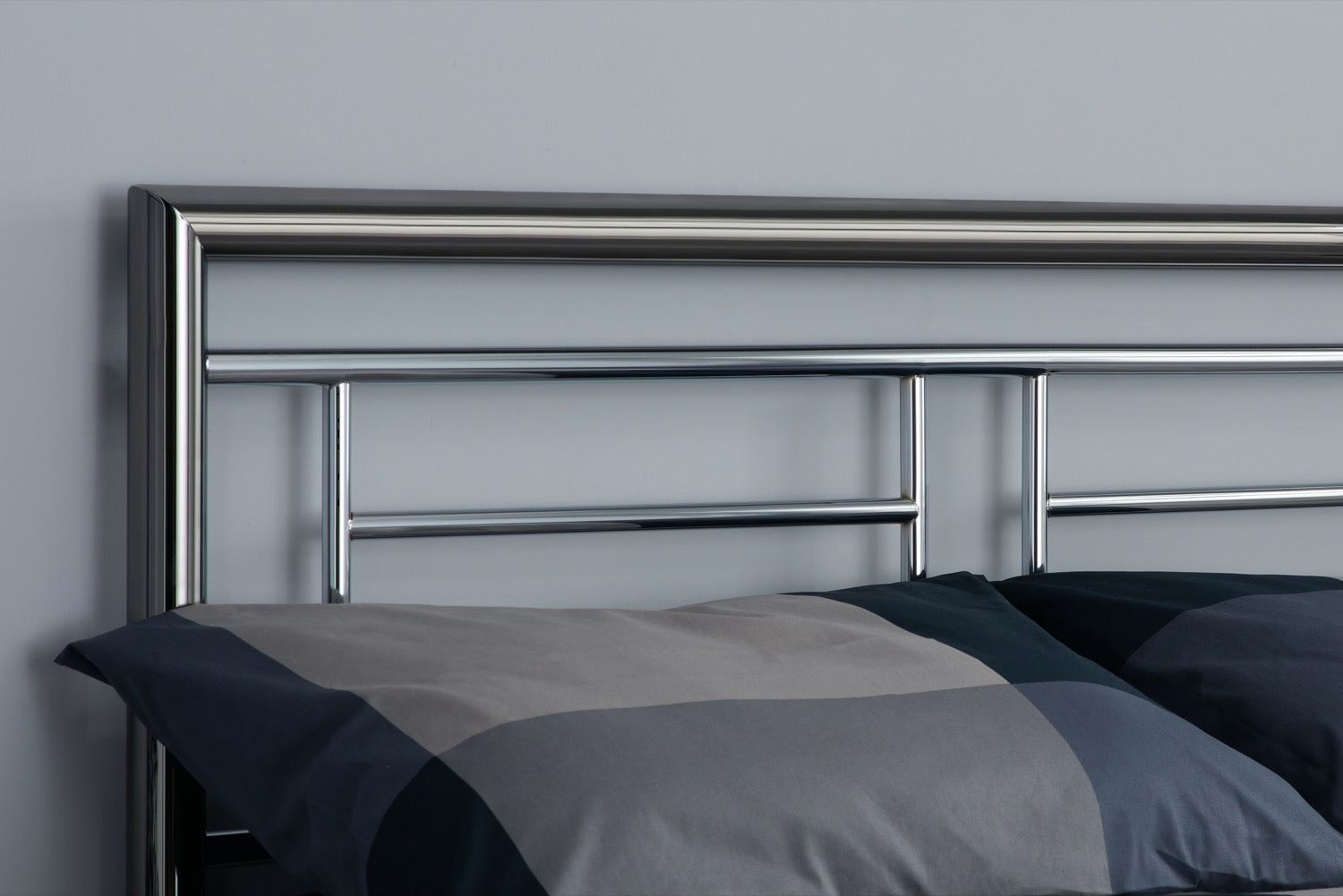 Montana Bed Silver