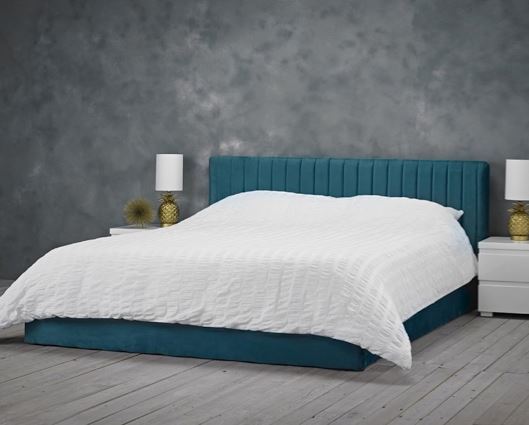 Berlin Teal Bed