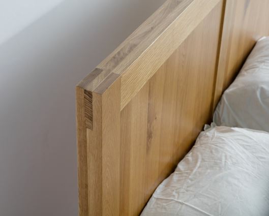 Bellevue Bed - Oak